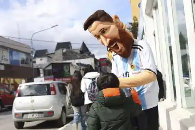 La gran fiesta por el Mes de las Infancias en Ushuaia: un domingo a puro juego y fútbol