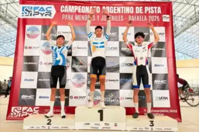 El goyano que brilló en Rafaela: dos oros y una plata para Almada en el Argentino de Pista