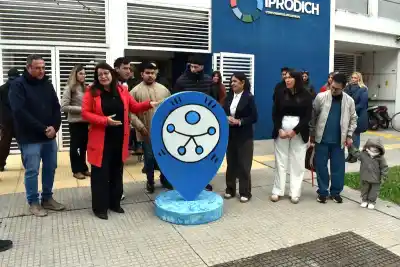 El IPRODICH estrenó un nuevo símbolo de accesibilidad y transformó su espacio de espera para los más chicos