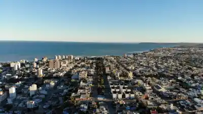 Viento y frío en Comodoro: ráfagas de 50 km/h y una máxima que no superará los 10°C