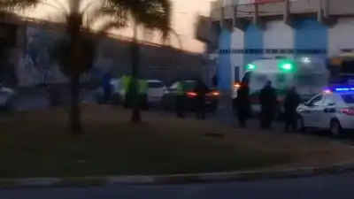 Caos vehicular en el acceso al estadio del Lobo: un siniestro complica la mañana jujeña