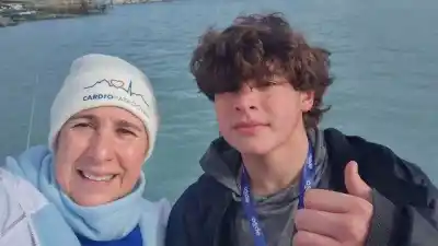 Madre e hijo de Villaguay desafiaron el frío extremo y rompieron récords mundiales en la Copa del Mundo de Aguas Gélidas