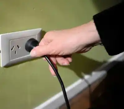 Comodoro sin luz este domingo: los barrios que quedarán a oscuras por trabajos de la SCPL