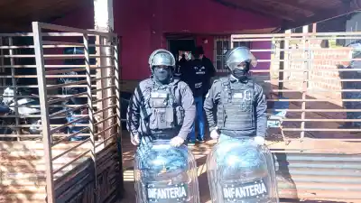 El robo de una moto de reparto destapó una red de encubrimiento en Posadas