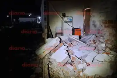 Se derrumbó una pared de su casa y la familia vivió momentos de terror: el detalle que nadie contó