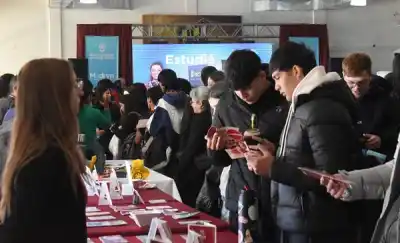 La Expo Educativa 2026 desbordó el Club Madryn: ¿qué ofertas sorprendieron a los estudiantes?