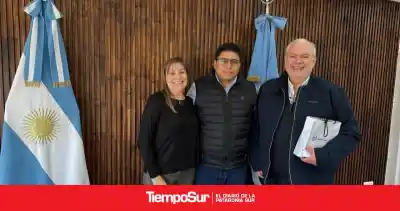 El emotivo adiós de la doctora que salvó vidas en el aire durante 28 años