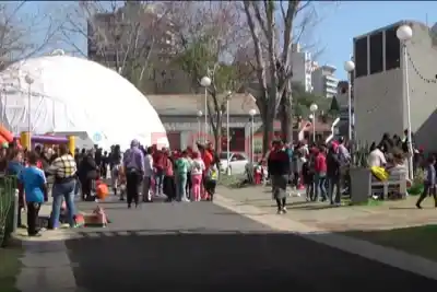 Más de 200 chicos de 15 residencias celebraron su día en la Vieja Usina