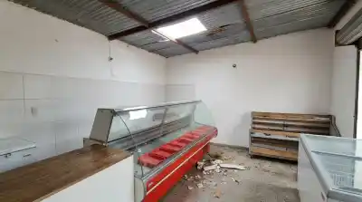 Rompió el techo de una carnicería en El Carmen y escapó con 1,5 millones de pesos