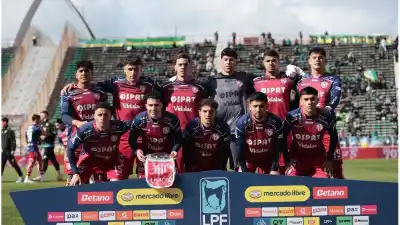 Unión sufre en Mar del Plata: el gol de Vombergar que complica al Tatengue