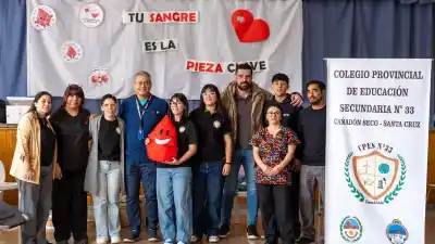 La emotiva campaña de donación de sangre que nació de la lucha de un profesor