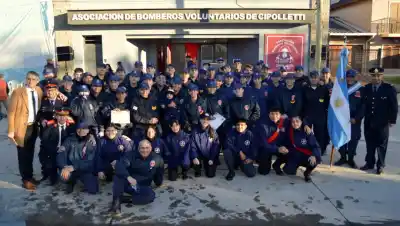 75 años de historia: los Bomberos de Cipolletti buscan recuperar sus memorias en manos de los vecinos