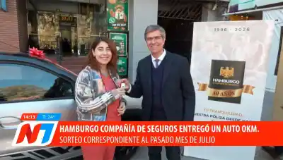 El insólito momento en que una asegurada se enteró que ganó un 0 km mientras trabajaba