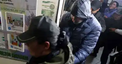 Cae otra pieza del rompecabezas: dos detenidos y una granja de bots en la causa contra Cerimedo