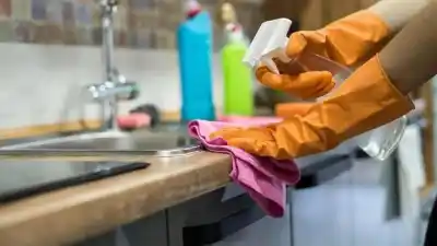 ¿Cuánto cobra una empleada doméstica por 24 horas semanales? Los montos que sorprenden