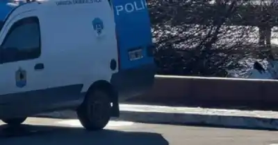 Misterio en El Calafate: hallan sin vida a un hombre de 30 años cerca del arroyo