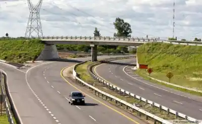 El Gobierno adjudicó 3.900 kilómetros de rutas y promete obras en septiembre