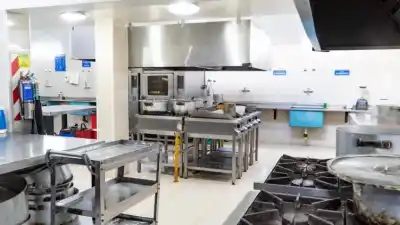 El Hospital San Juan Bautista estrena cocina y nutrición de alta gama: ¿qué cambió?