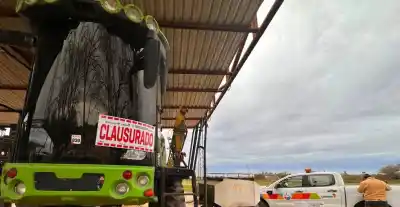 Operativo sorpresa en La Puerta: clausuraron cuatro máquinas pulverizadoras y ahora deben explicar su uso