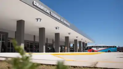 Chamical celebra sus 186 años con una terminal de ómnibus que parecía imposible