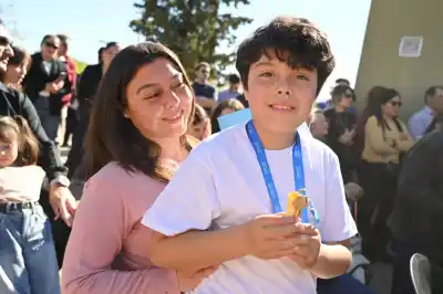 Después de 11 años de trámites, una madre de San Luis recibió la llave de su casa y ya planea la mudanza
