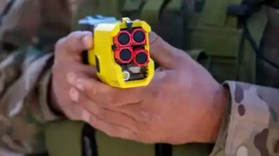 Un hombre armado con cuchillo y navaja fue reducido con una Taser en Guaymallén