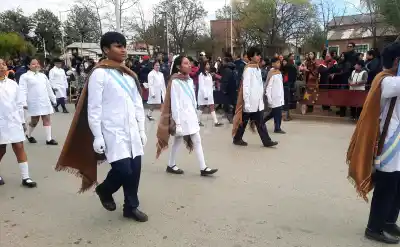 Éxodo Jujeño: el desfile ya tiene su cronograma y esta escuela será la primera en abrir la marcha