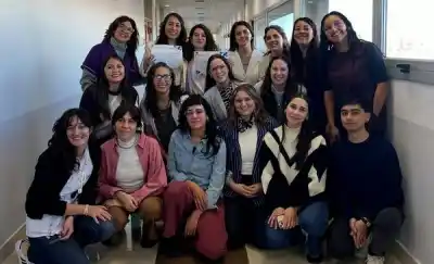 El emotivo acto que coronó a nuevas especialistas en Trelew