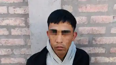 Lo buscaban por robar a dos chicas a punta de pistola y cayó antes del allanamiento