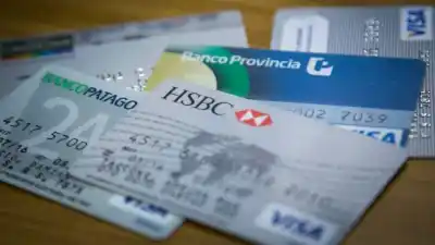 La morosidad de los hogares frena su escalada pero las billeteras virtuales marcan un récord alarmante