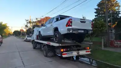 Arrojar basura le costó caro: secuestraron su camioneta en plena calle de Resistencia