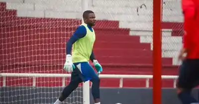 Gimnasia pierde a Harlen Castillo: la lesión que lo sacó de la lista y el nuevo dueño del arco