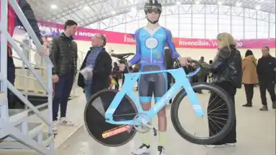 El debut soñado de Santiago Ramúa en el Argentino de Pista: quedó a un paso del podio