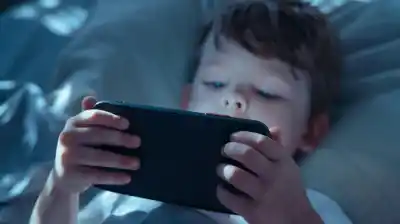 Un hallazgo inquietante: la edad a la que tuviste tu primer celular podría estar marcando tu salud mental hoy