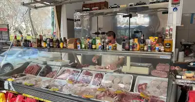 De asado ni hablar: en La Plata se imponen las promos y los cortes económicos