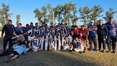 Sarmiento no tuvo piedad y se quedó con el título de Reserva