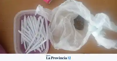 Intentó escapar de la policía pero lo atraparon: el insólito hallazgo que llevaba encima