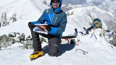 El montañista catamarqueño que conquistó el Lenin Peak y por qué tuvo que esperar para lograrlo