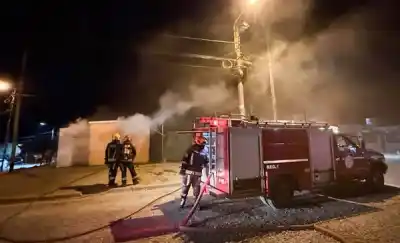 Alarma en Rawson: un incendio devastó el interior de una vivienda en Área 16