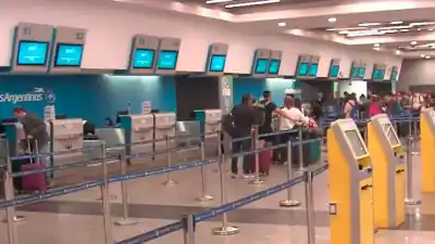 Cierre de Aeroparque: los vuelos a Tierra del Fuego se mudan a Ezeiza y hay que revisar los pasajes
