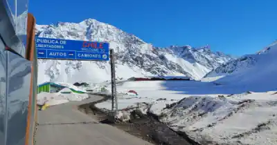 Tras 40 días, vuelven a dejar pasar autos particulares por el Paso a Chile: horarios y requisitos