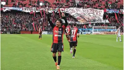 El plan de Delfino para que Colón siga de racha: dos cambios que nadie esperaba