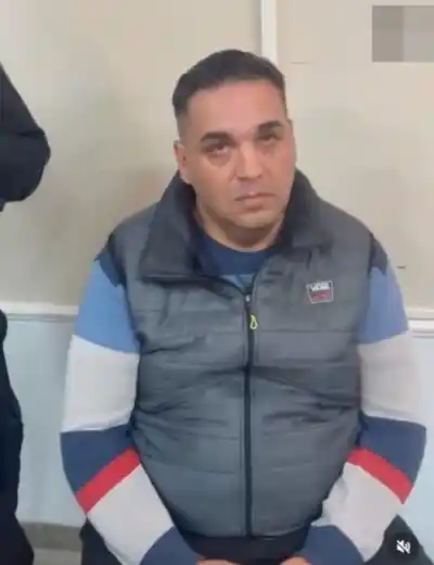 Atacó a su pareja por la espalda con un cuchillo y la dejó al borde de la muerte: la Justicia lo condenó a 15 años