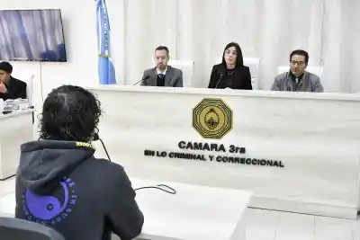 Un mozo acusado de abuso sexual enfrenta un pedido de 10 años de prisión: qué dijo en el juicio