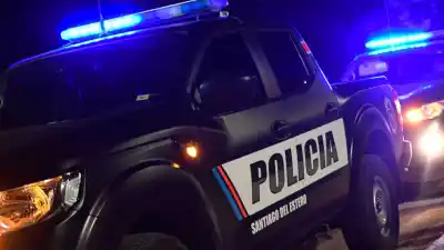 Agente custodiaba una casa recuperada en Clodomira cuando tres hombres armados lo sorprendieron