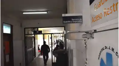 Le dispararon tres veces por un celular en Recreo y los médicos lograron salvarle la vida