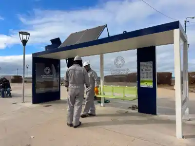 ¿Qué esconden las nuevas paradas de Comodoro? Así son las garitas que ya se instalan