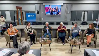 El IPAV celebró sus 49 años con un debate clave: ¿qué construye realmente una vivienda social?