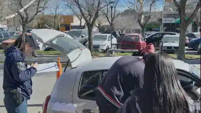 Circulaba sin patente en Neuquén, intentó escapar y la Policía le encontró algo inesperado