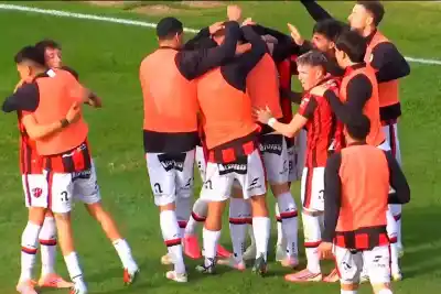 Patronato dejó escapar una ventaja de dos goles y terminó igualando 3-3 ante Gimnasia de Jujuy